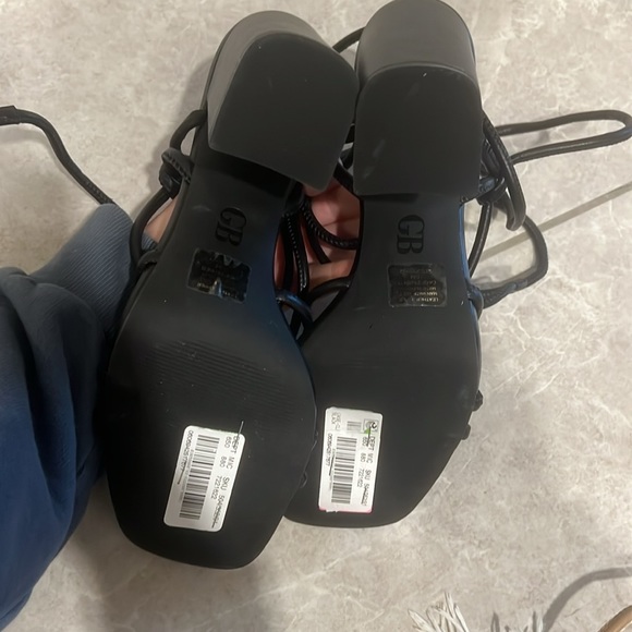 NWT Leather Gianni Bini Heels - Picture 4 of 6